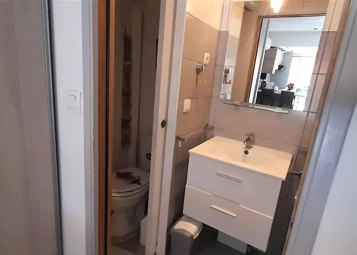 313, Port Nature 3 Au Village Naturiste * Agde